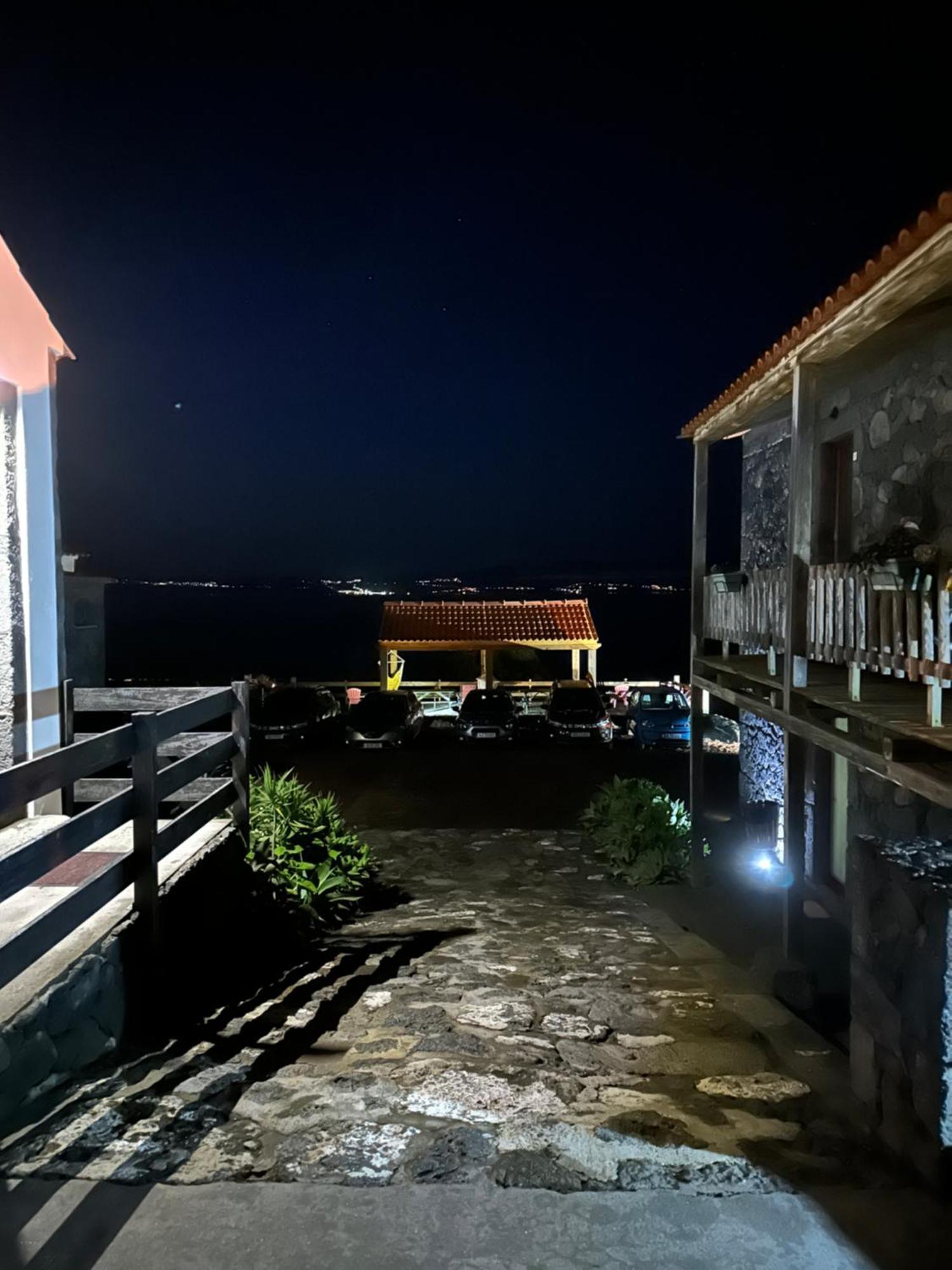 Vakantieboerderij Sara Village São Roque do Pico